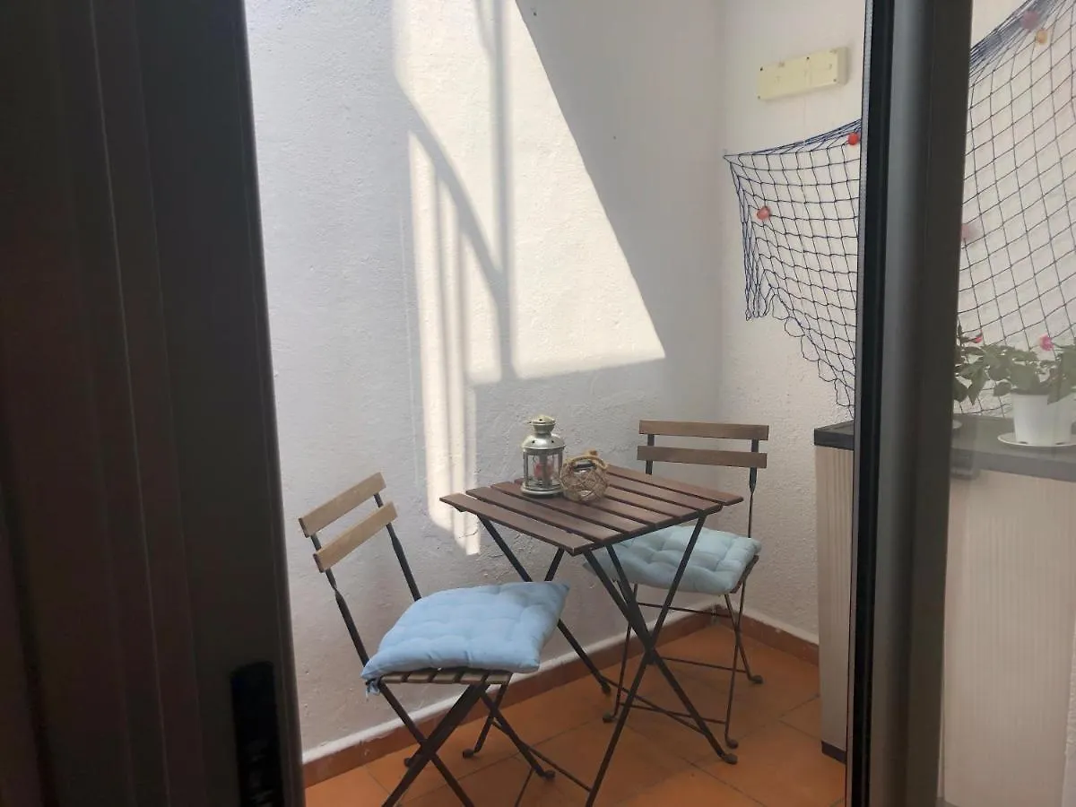 Apartment Ferienwohnung Acogedor Apartamento Con Terraza En Blanes