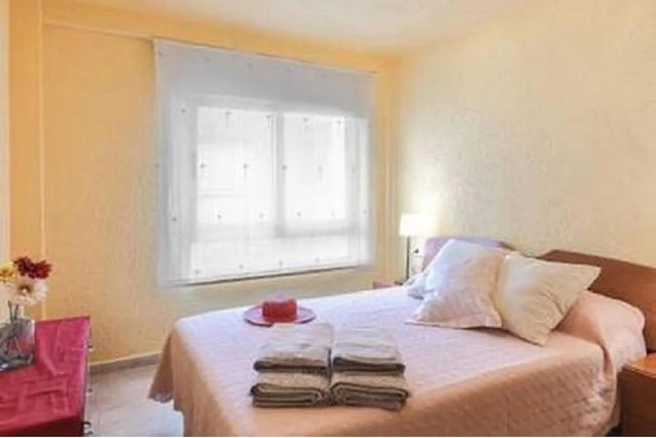 Acogedor apartamento con terraza en Blanes Apartamento