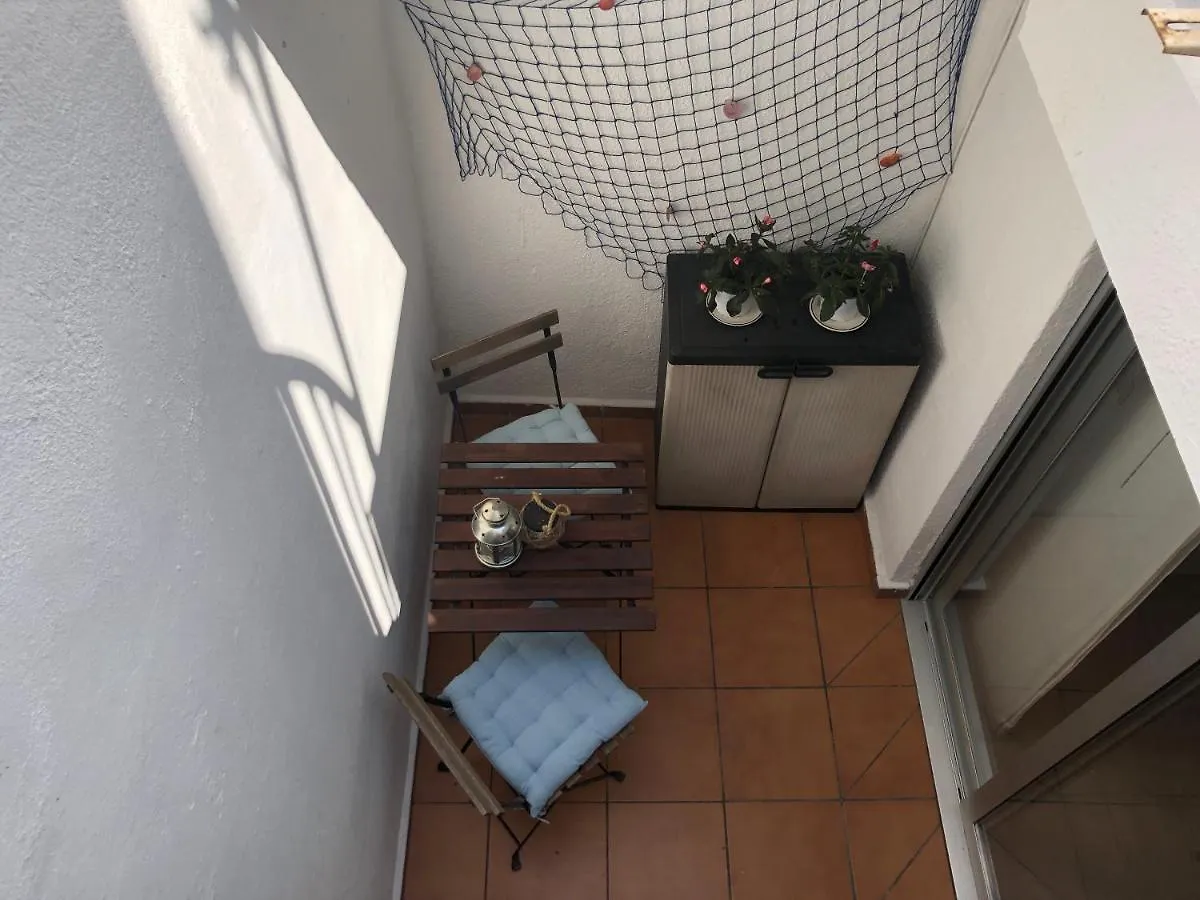 Acogedor apartamento con terraza en Blanes Apartamento
