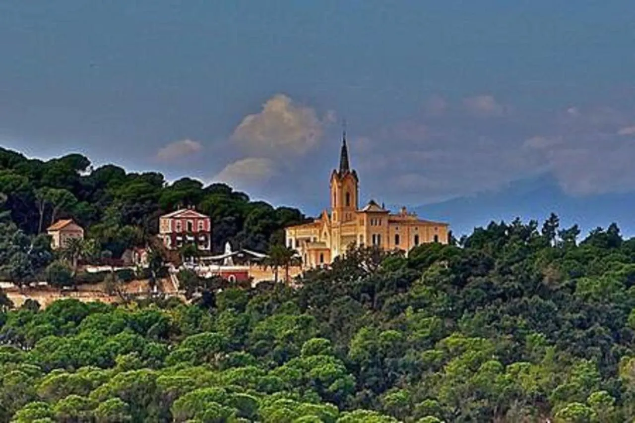 Acogedor Apartamento Con Terraza En Blanes Appartement