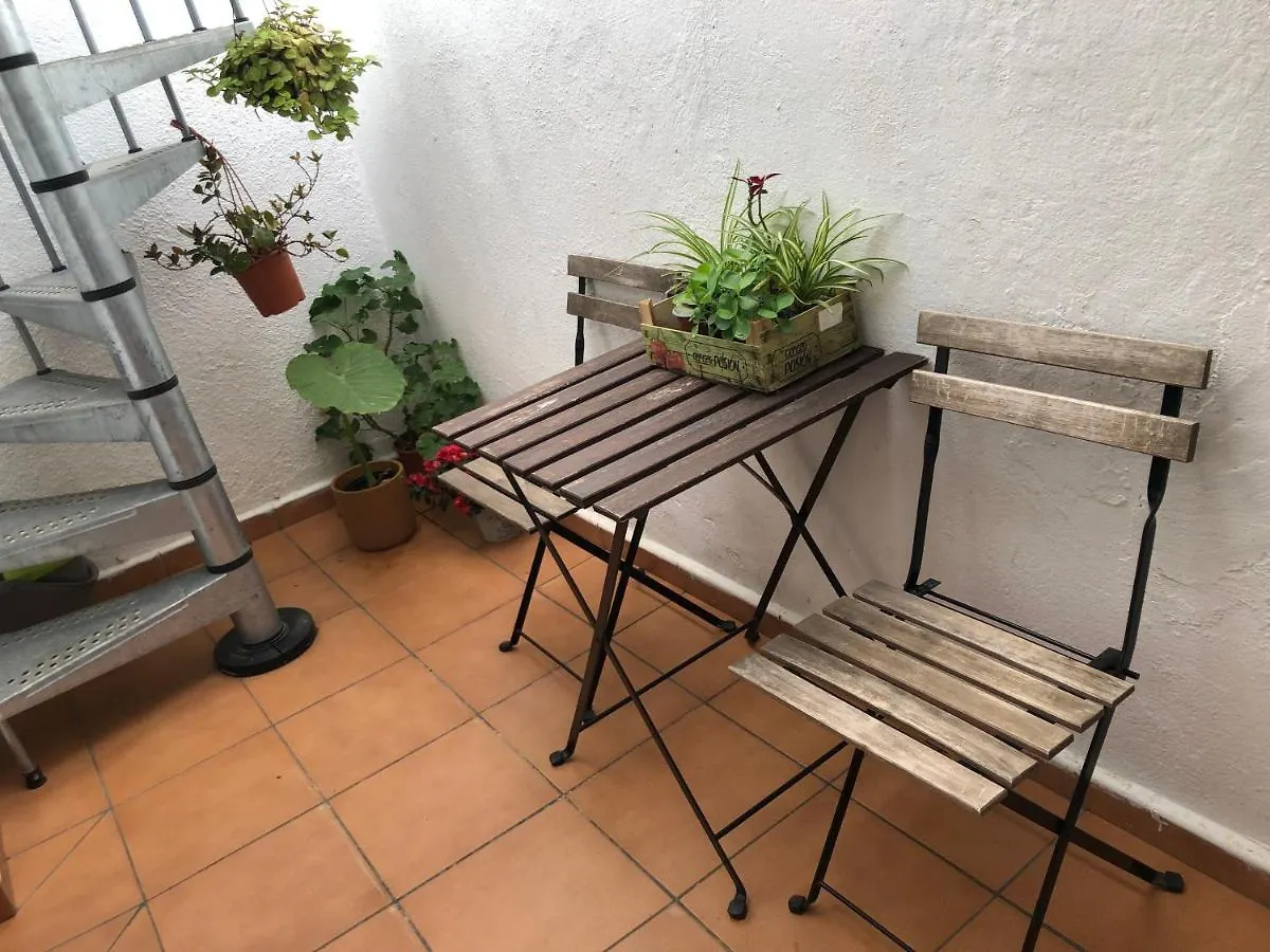 Acogedor apartamento con terraza en Blanes Apartamento